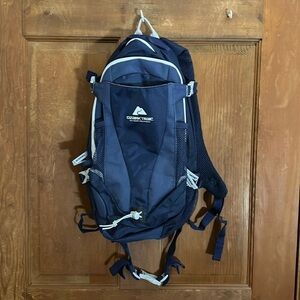 Ozark Trail 2L Hydration Backpack Navy Never Used